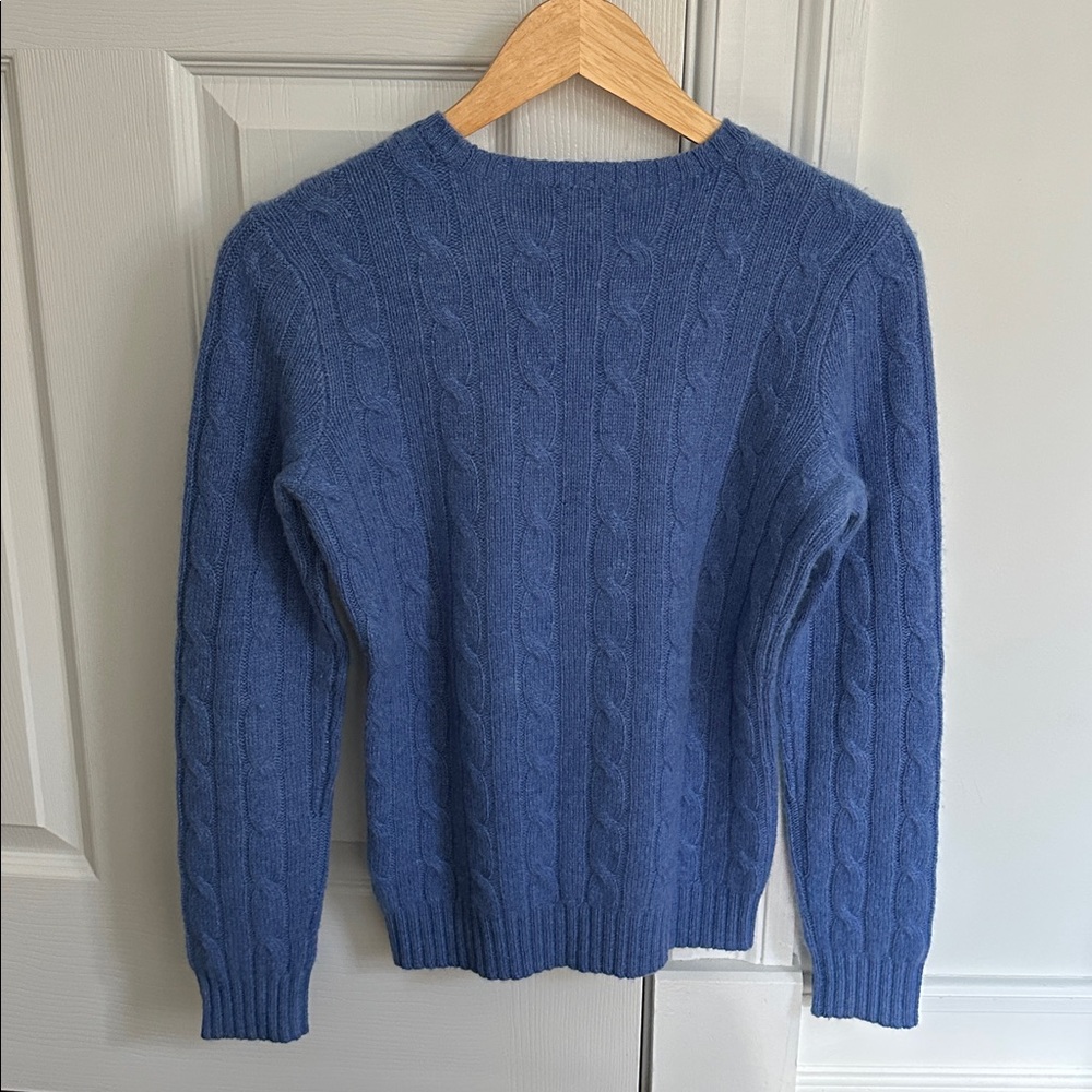 Ralph Lauren Women’s Cable-Knit Cashmere Sweater - Picture 2 of 7